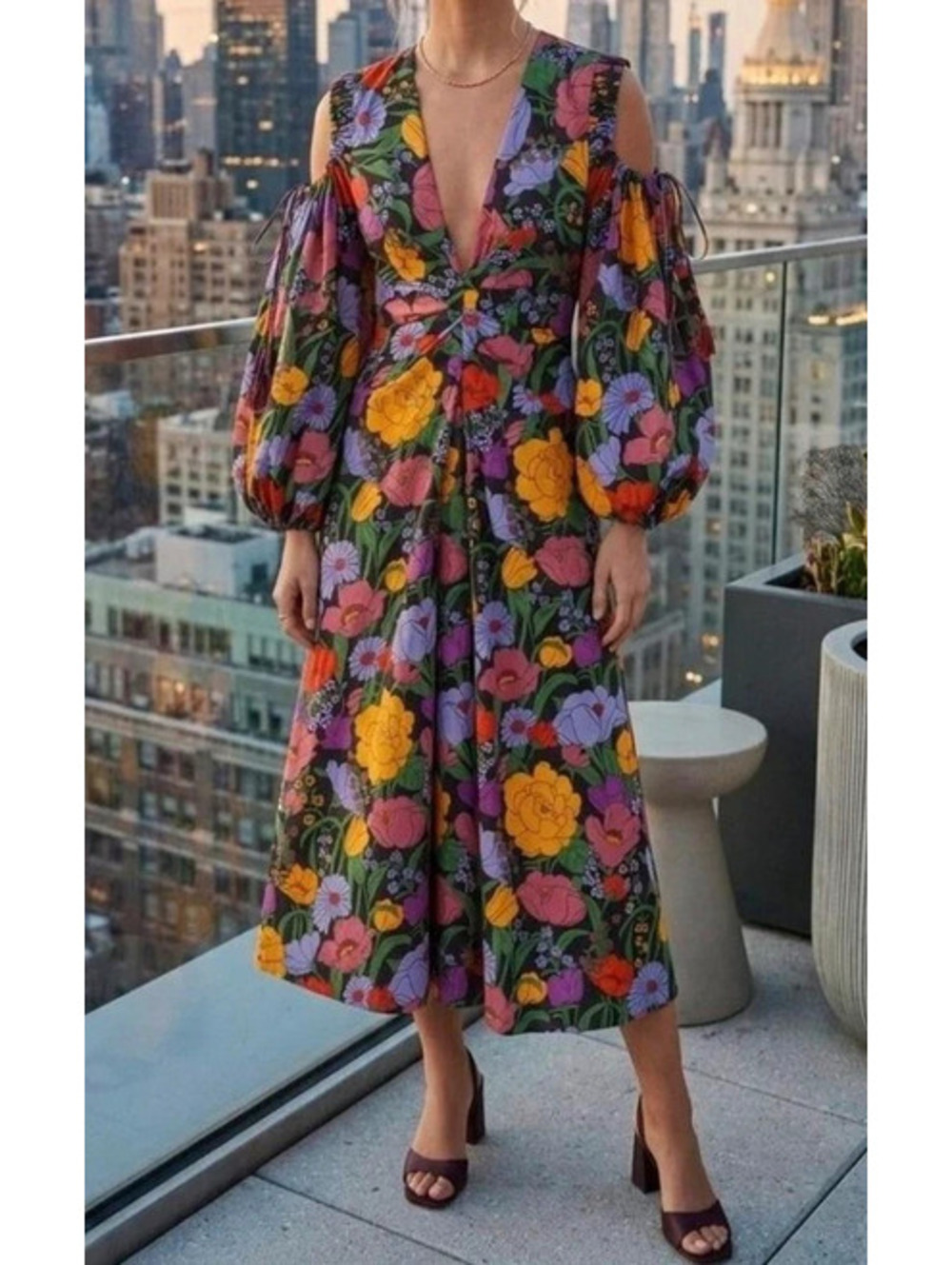 FARM Rio Bucolic Garden Sleeve Cut Out Dress -Size Md